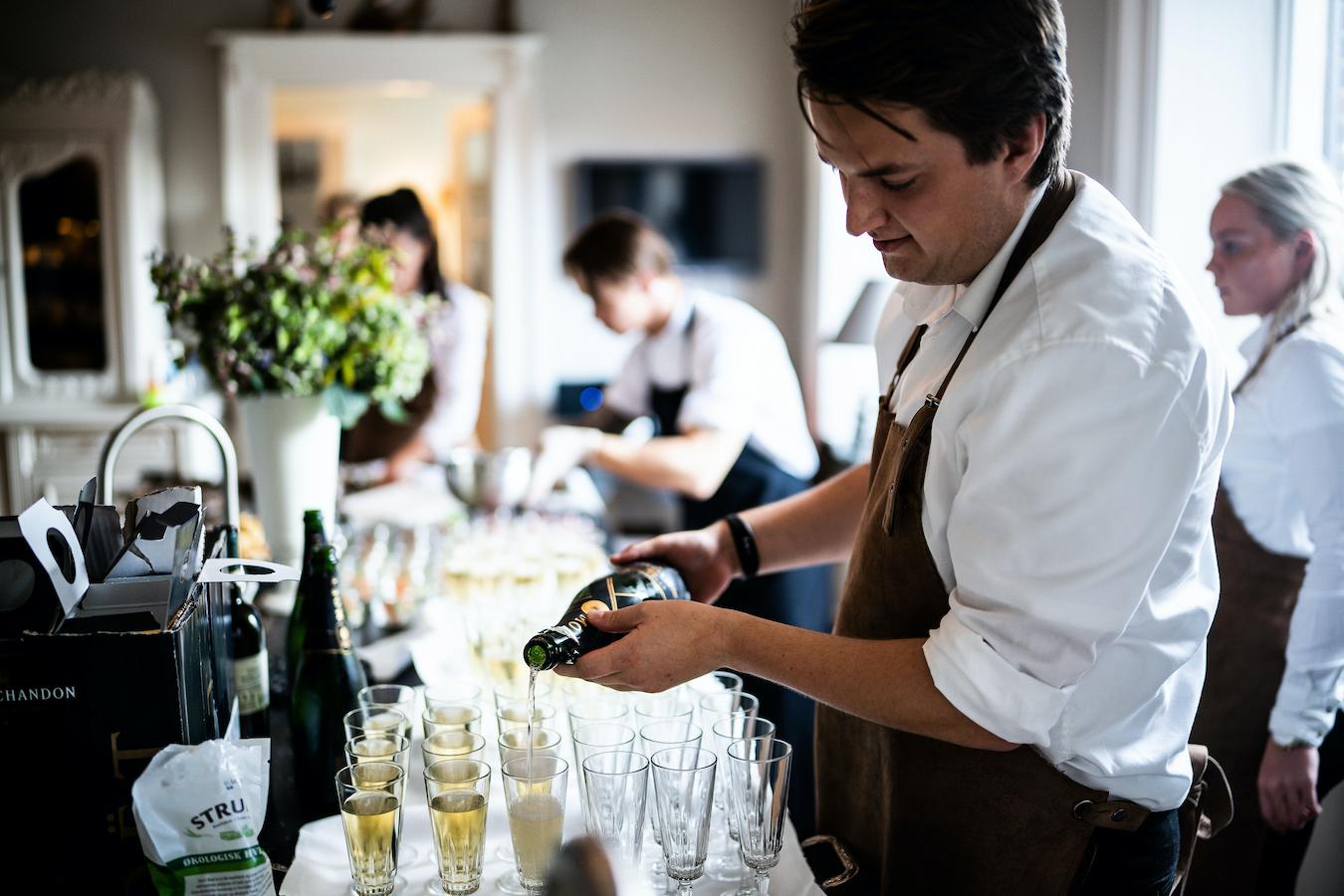 Professional Servers in Austin and Central Texas